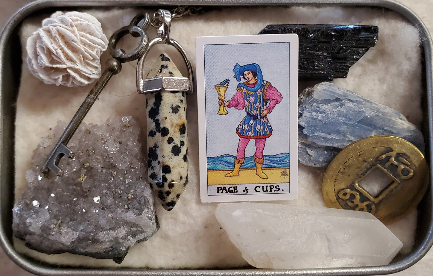 Page of Cups Minor Arcana Tarot Card/New Path of the Heart